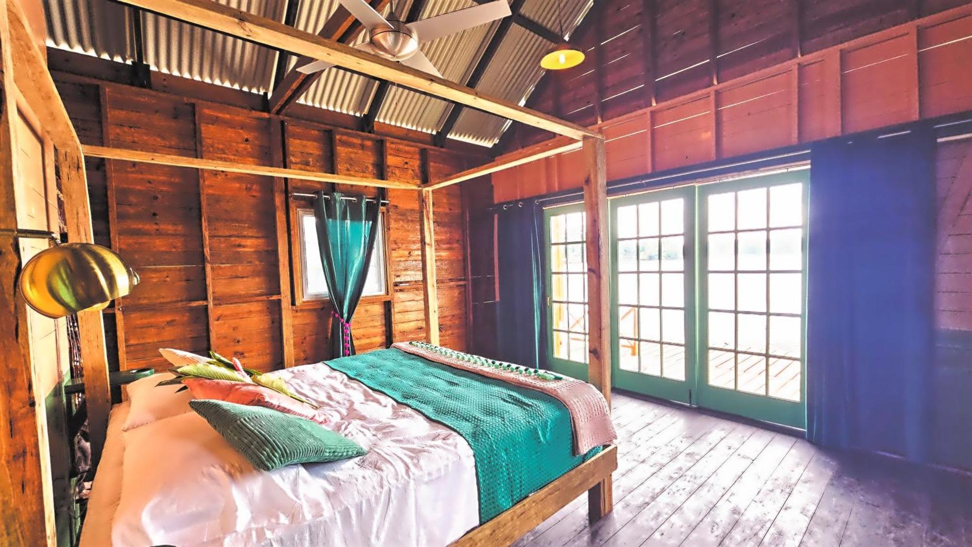 The Sea Monkey Hotel โบกัสทาวน์ ภายนอก รูปภาพ